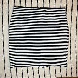 ✨SALE✨ LOFT Pencil Skirt